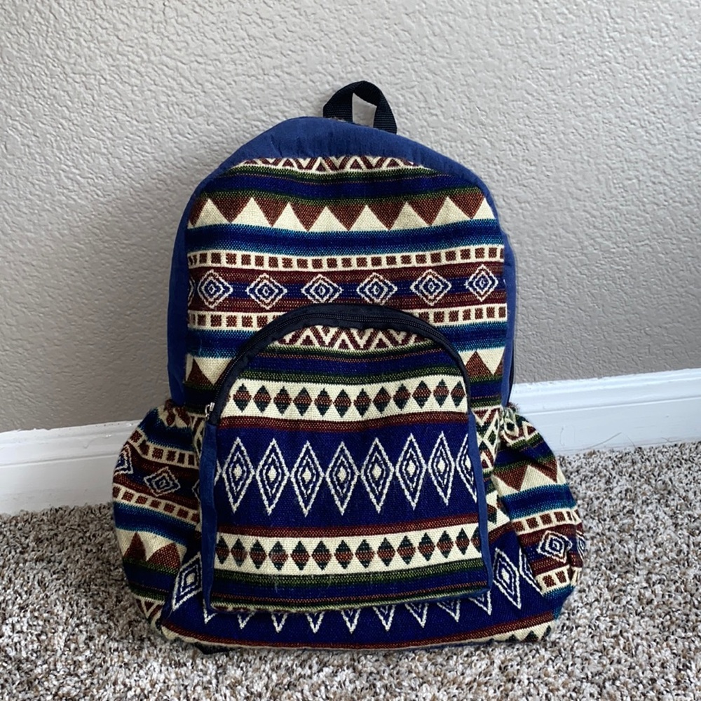 super cute Aztec style bag 🦚
